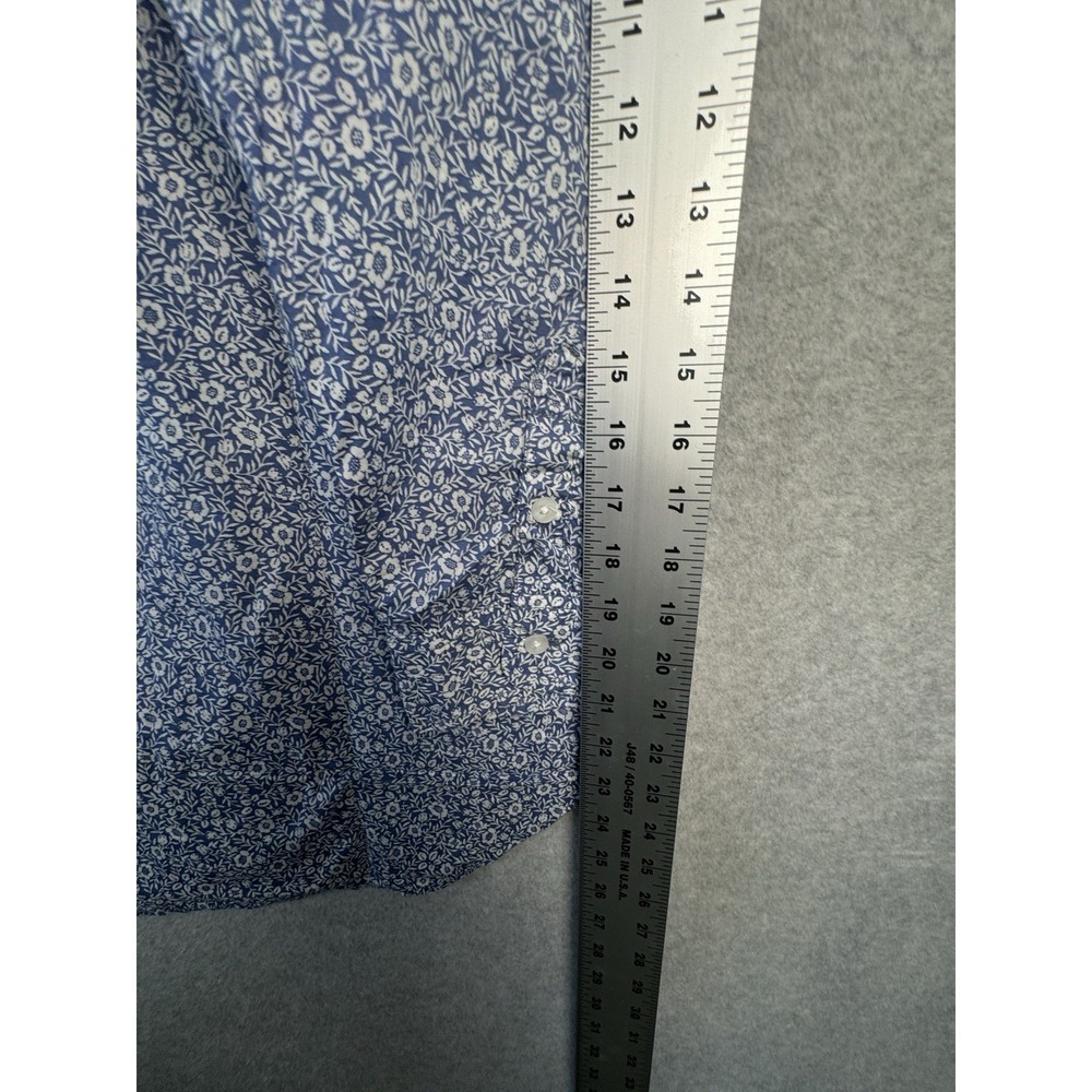 American Eagle NWT 100% Cotton Blue White Floral Print Button-Up Shirt Small - Picture 16 of 16
